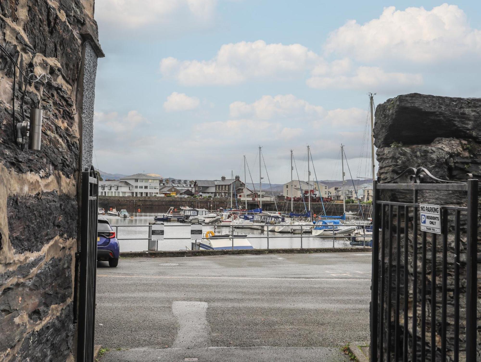 Cornhill Courtyard Daire Porthmadog Dış mekan fotoğraf